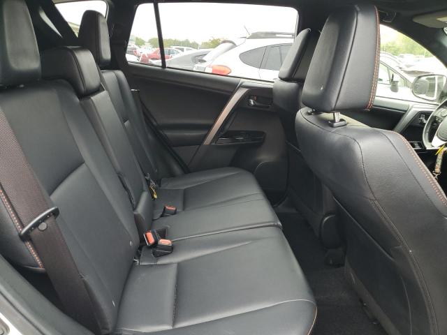 JTMJFREVXJJ207860 - 2018 TOYOTA RAV4 SE Blanco foto 11