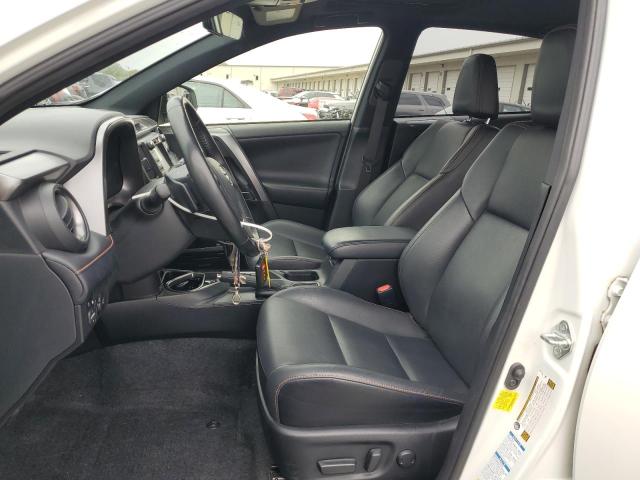 JTMJFREVXJJ207860 - 2018 TOYOTA RAV4 SE Blanco foto 7