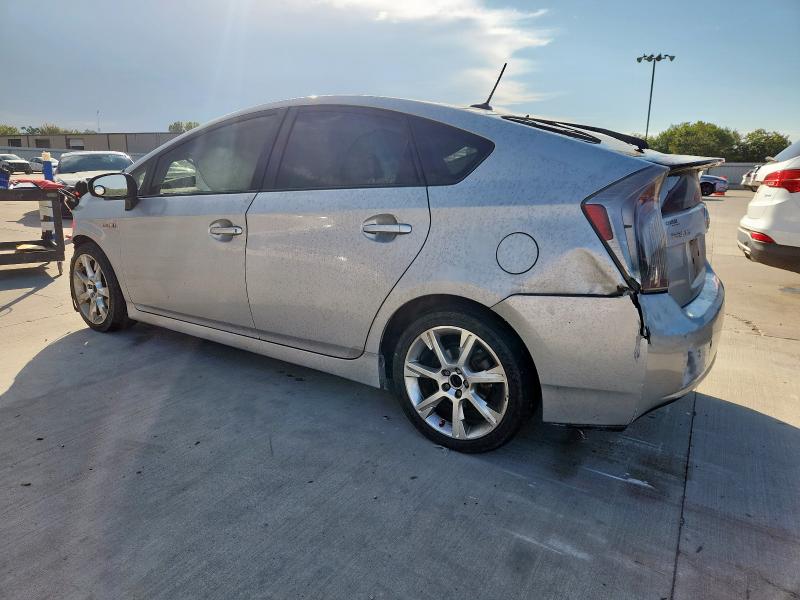 JTDKN3DU3D1708350 - 2013 TOYOTA PRIUS SILVER photo 2