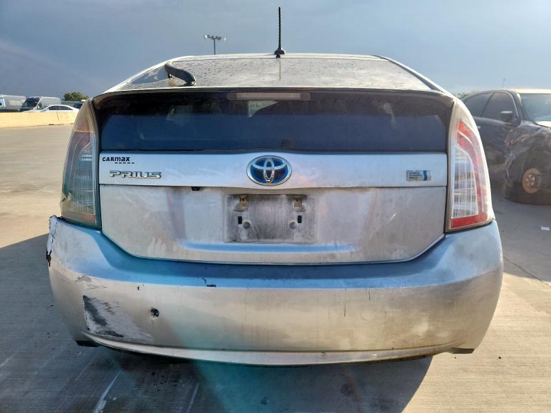 JTDKN3DU3D1708350 - 2013 TOYOTA PRIUS SILVER photo 6