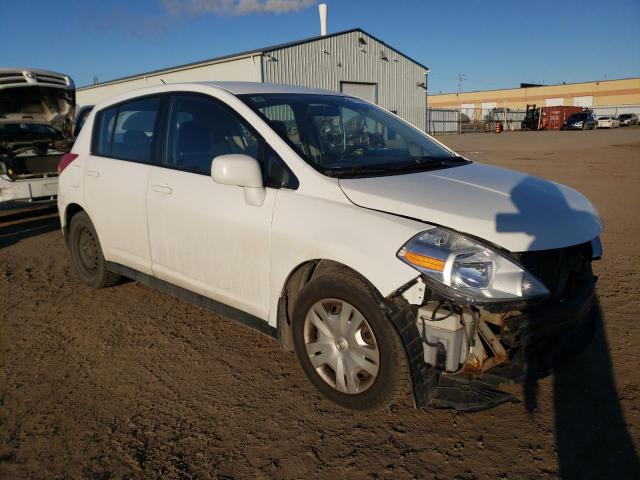 3N1BC1CP9AL378422 - 2010 NISSAN VERSA S WHITE photo 4