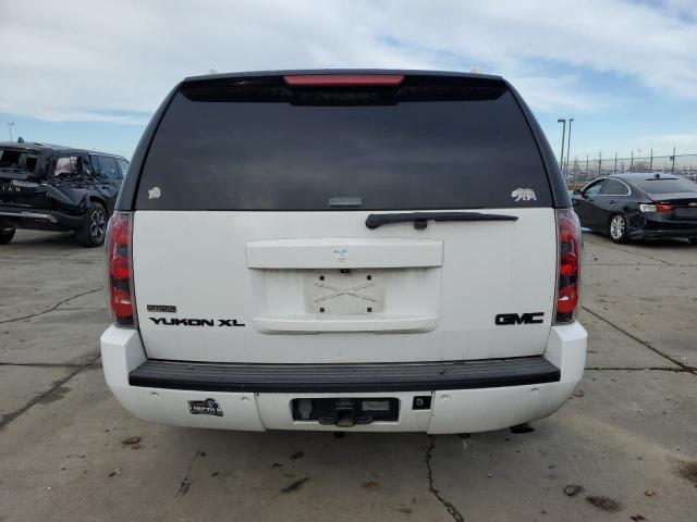 1GKFC062X9J107384 - 2009 GMC YUKON XL DENALI WHITE photo 6