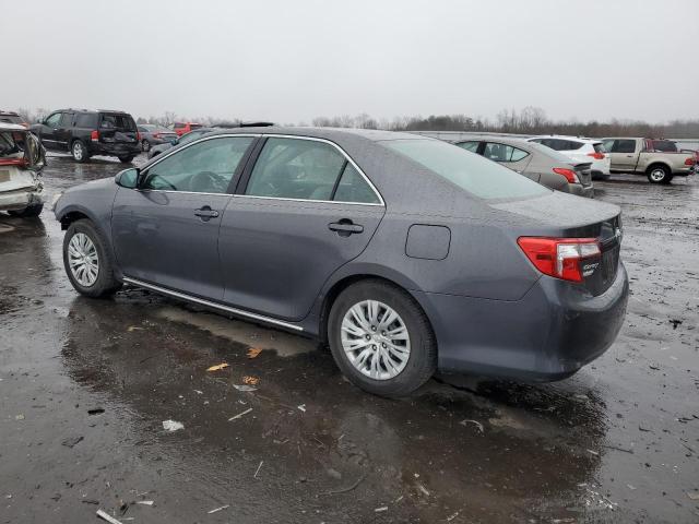 4T4BF1FKXDR300151 - 2013 TOYOTA CAMRY L GRAY photo 2