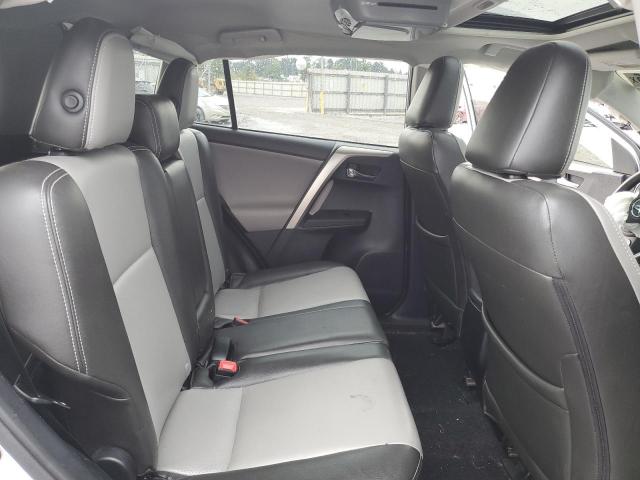 2T3WFREV3FW136614 - 2015 TOYOTA RAV4 XLE SILVER photo 11