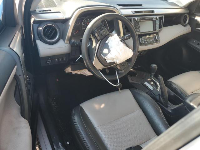 2T3WFREV3FW136614 - 2015 TOYOTA RAV4 XLE SILVER photo 8