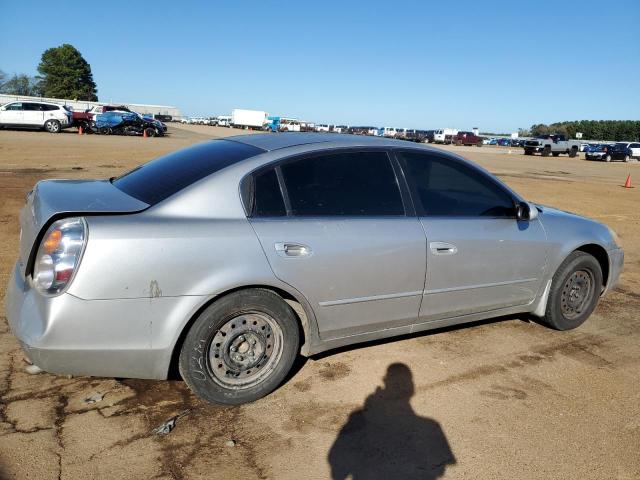 1N4AL11D63C173775 - 2003 NISSAN ALTIMA BASE SILVER photo 3