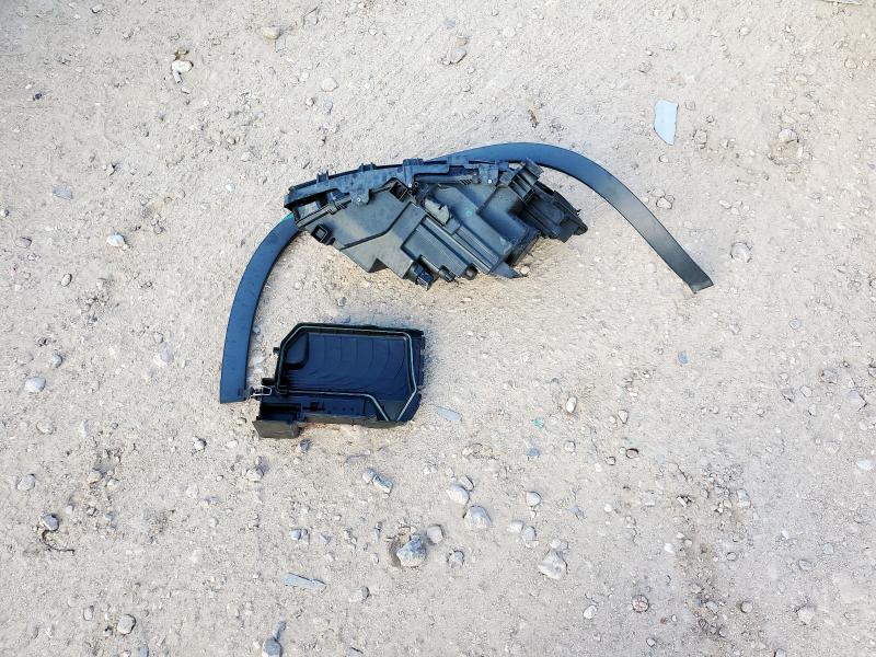 WDCTG4EB6KJ622166 - 2019 MERCEDES-BENZ GLA 250 Azul foto 13