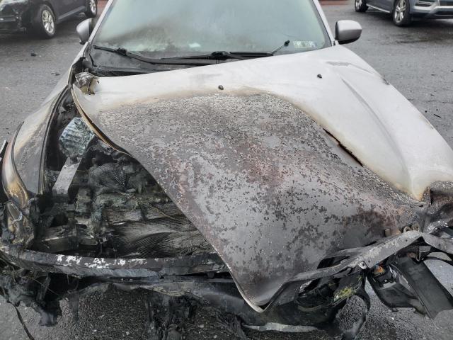 1C4PJMCB5JD547615 - 2018 JEEP CHEROKEE LATITUDE فضي صورة 12