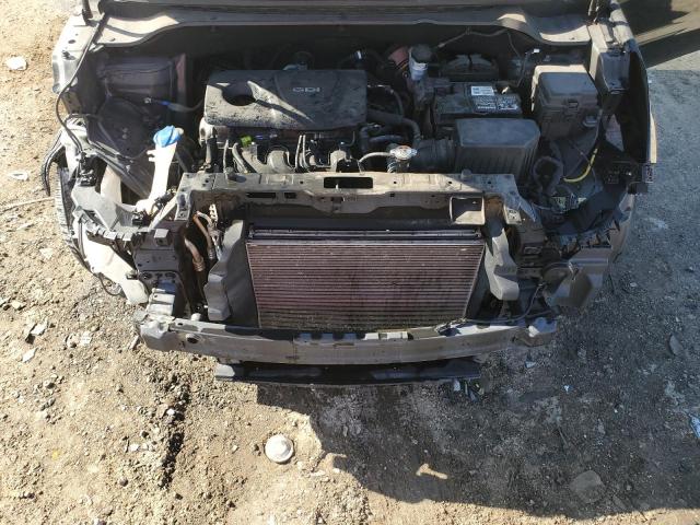 KNDJN2A25K7919018 - 2019 KIA SOUL BLACK photo 12