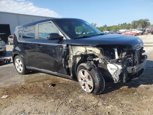 KNDJN2A25K7919018 - 2019 KIA SOUL BLACK photo 4