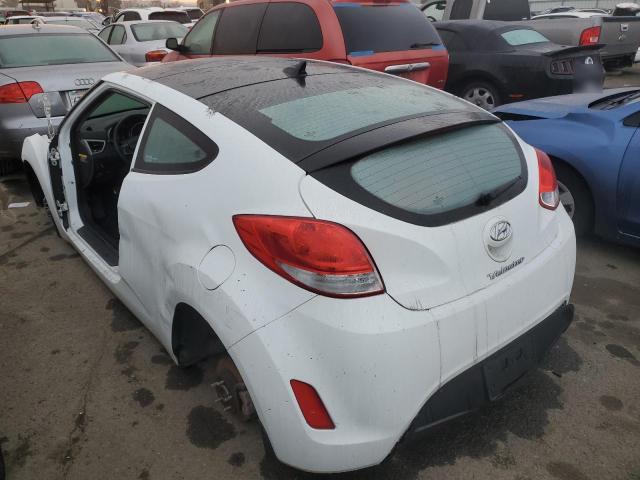 KMHTC6AD6DU133221 - 2013 HYUNDAI VELOSTER WHITE photo 2