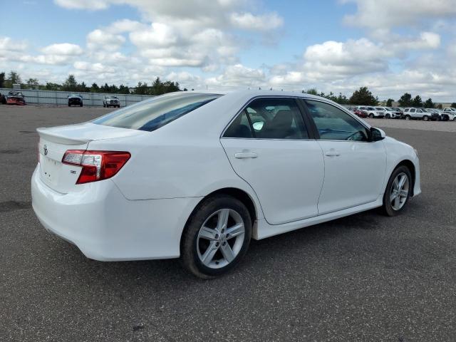 4T1BF1FK6CU154226 - 2012 TOYOTA CAMRY BASE 白色 照片 3