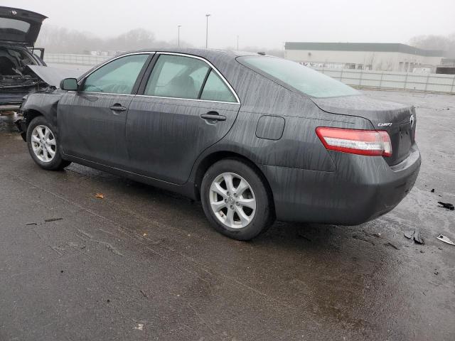 4T1BF3EK9BU581766 - 2011 TOYOTA CAMRY BASE GRAY photo 2