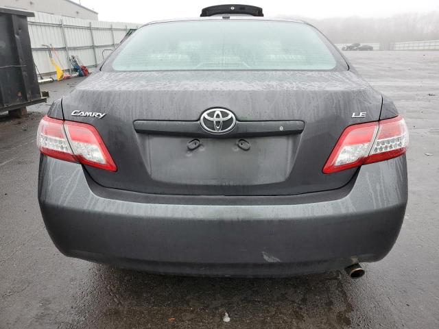 4T1BF3EK9BU581766 - 2011 TOYOTA CAMRY BASE GRAY photo 6