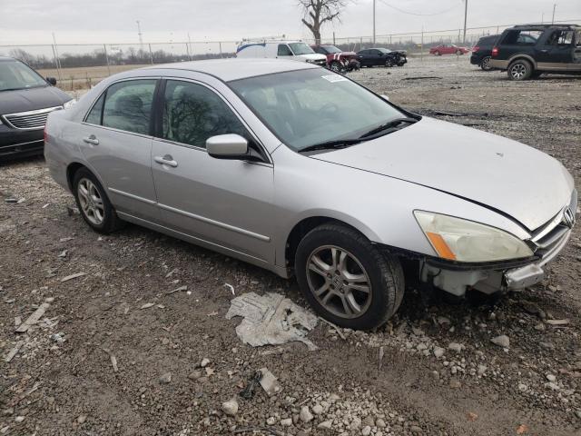 1HGCM56346A159138 - 2006 HONDA ACCORD SE GRAY photo 4