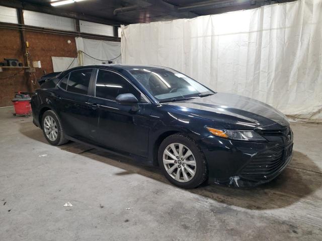 4T1C11AK4LU985184 - 2020 TOYOTA CAMRY LE BLACK photo 4
