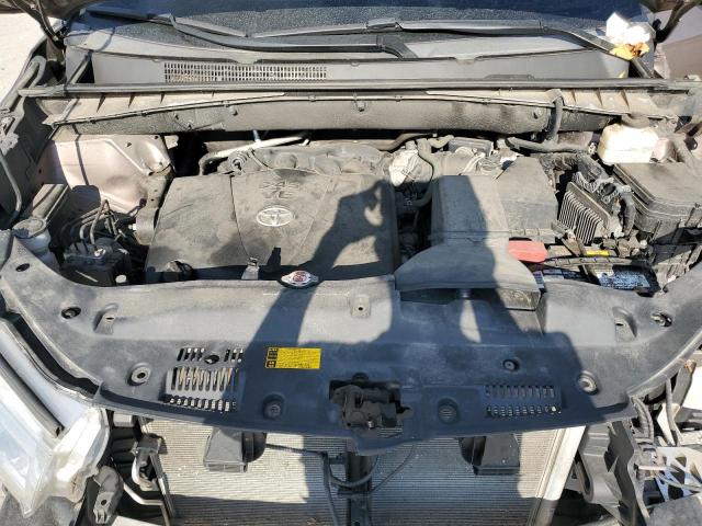 5TDJZRFH8JS898972 - 2018 TOYOTA HIGHLANDER SE Շագանակագույն լուսանկար 11