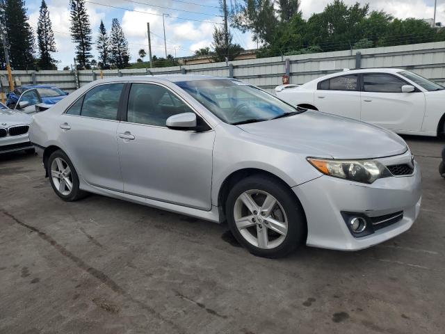 4T1BF1FK7DU246768 - 2013 TOYOTA CAMRY L SILVER photo 4