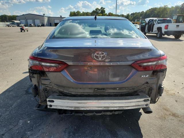 4T1F11AK4NU035259 - 2022 TOYOTA CAMRY XLE Сірий фото 6