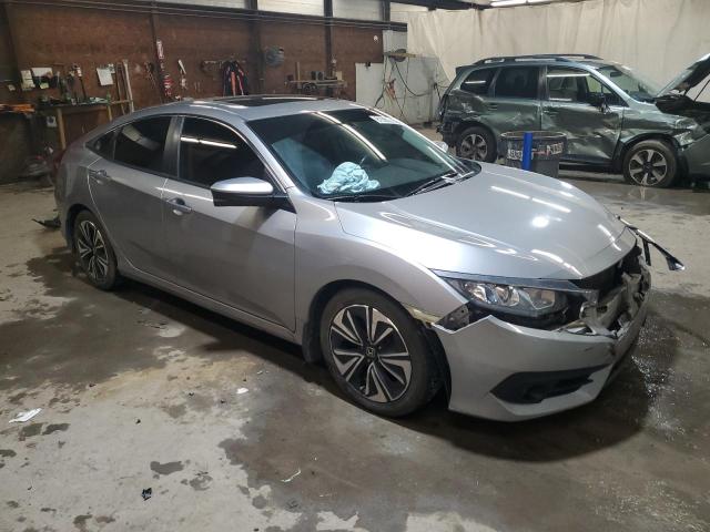 JHMFC1F36JX013089 - 2018 HONDA CIVIC EX GRAY photo 4