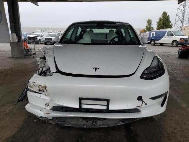 5YJ3E1EB9KF514643 - 2019 TESLA MODEL 3 Blanco foto 5