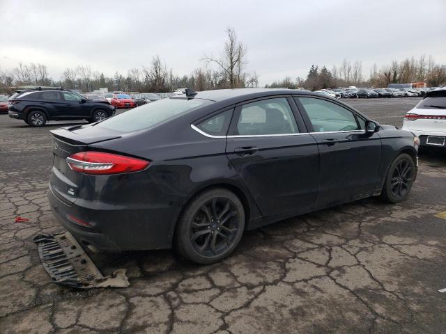 3FA6P0HD7KR179692 - 2019 FORD FUSION SE BLACK photo 3