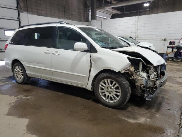 5TDYK4CC1AS338810 - 2010 TOYOTA SIENNA XLE Weiß Foto 4