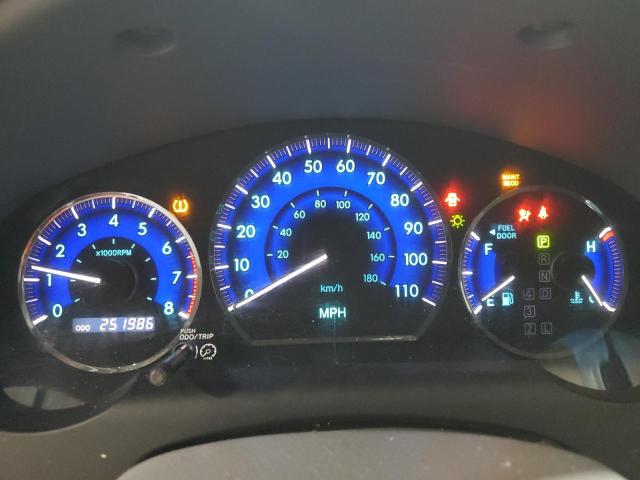 5TDYK4CC1AS338810 - 2010 TOYOTA SIENNA XLE Weiß Foto 9