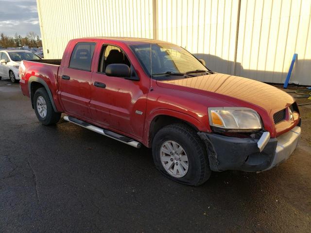 1Z7HT38K96S513962 - 2006 MITSUBISHI RAIDER DUROCROSS RED photo 4