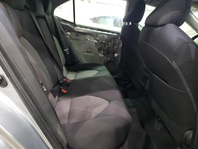 4T1B11HK1KU194322 - 2019 TOYOTA CAMRY L 银色 照片 10