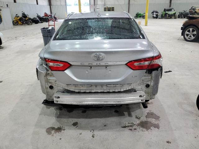 4T1B11HK1KU194322 - 2019 TOYOTA CAMRY L 银色 照片 6