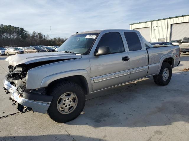 2004 CHEVROLET SILVERADO K1500, 