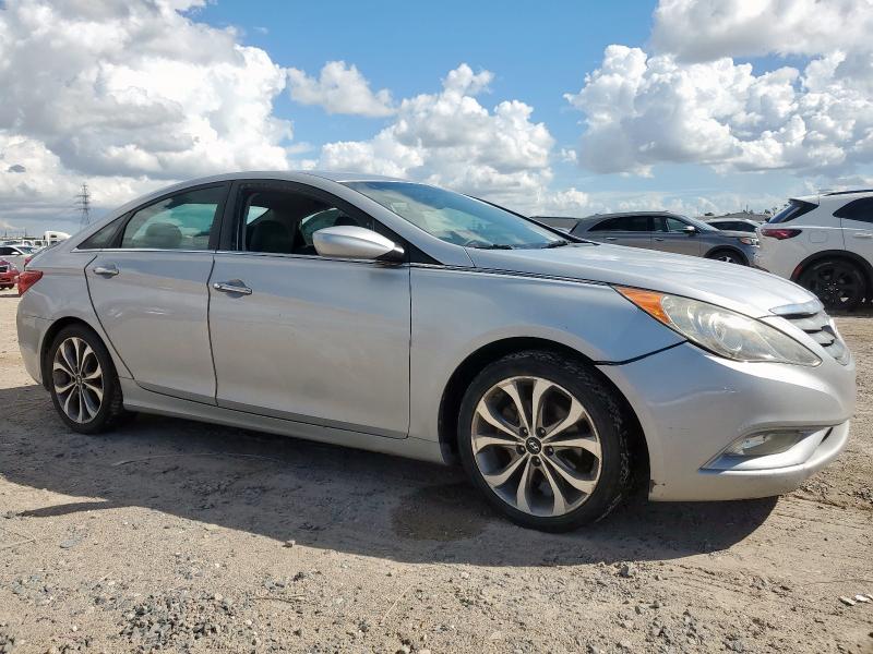 5NPEC4AC7CH365411 - 2012 HYUNDAI SONATA SE Күміс фото 4