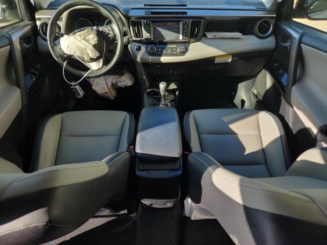 JTMYFREVXJD120392 - 2018 TOYOTA RAV4 LIMITED SILVER photo 8