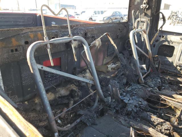 1D7HA16D34J227706 - 2004 DODGE RAM 1500 ST RED photo 10