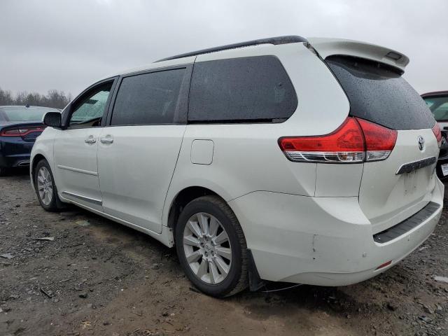 5TDDK3DC6CS042563 - 2012 TOYOTA SIENNA XLE WHITE photo 2