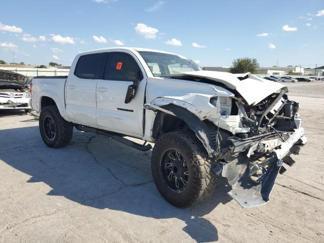 5TFAZ5CN8HX053689 - 2017 TOYOTA TACOMA DOUBLE CAB TWO TONE photo 4