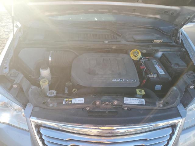 2C4RC1CG2GR269792 - 2016 CHRYSLER TOWN & COU TOURING L SILVER photo 12