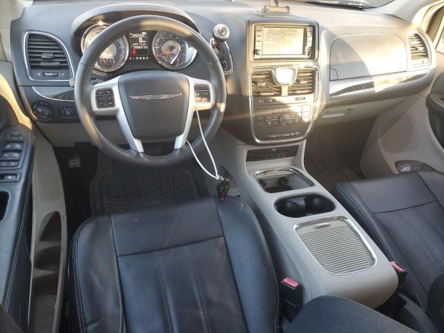 2C4RC1CG2GR269792 - 2016 CHRYSLER TOWN & COU TOURING L SILVER photo 8