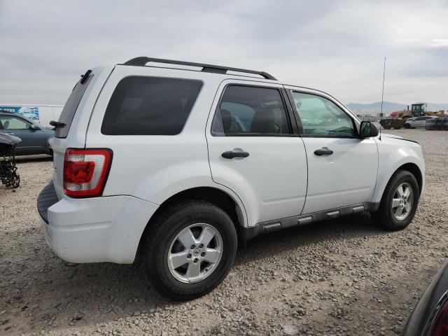 1FMCU0D79CKC29662 - 2012 FORD ESCAPE XLT 白色 照片 3