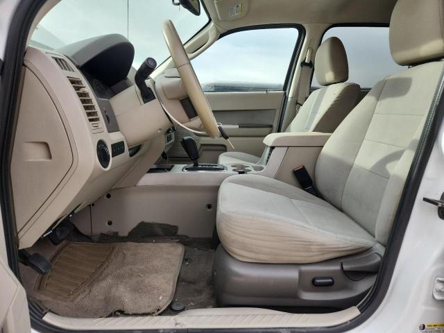 1FMCU0D79CKC29662 - 2012 FORD ESCAPE XLT 白色 照片 7
