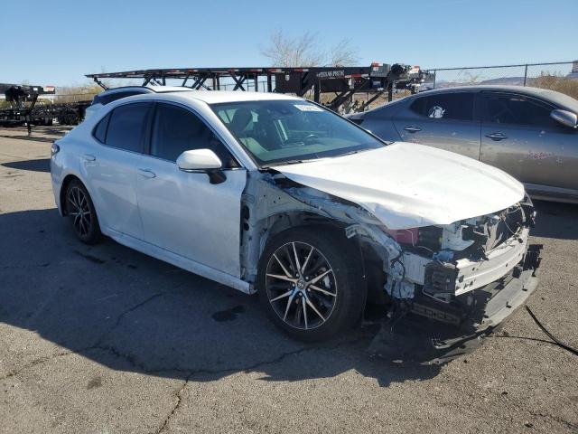 4T1G31AK1RU070880 - 2024 TOYOTA CAMRY SE NIGHT SHADE WHITE photo 4