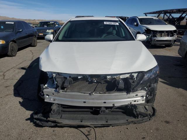 4T1G31AK1RU070880 - 2024 TOYOTA CAMRY SE NIGHT SHADE WHITE photo 5