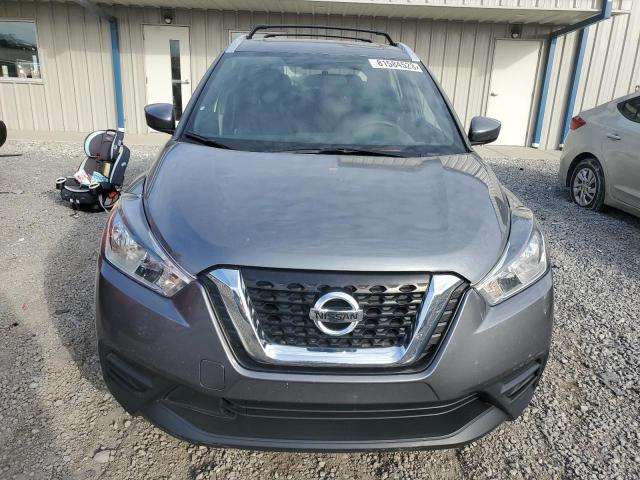 3N1CP5CU0KL508949 - 2019 NISSAN KICKS S GRAY photo 5