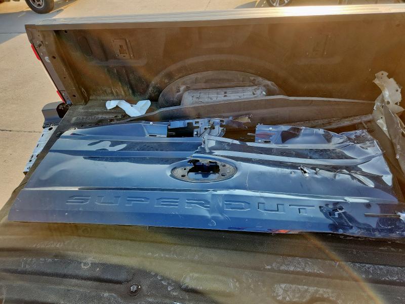 1FT7W2B61HEF10396 - 2017 FORD F250 SUPER DUTY Mavi fotoğraf 12