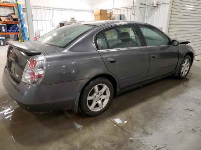 1N4AL11D05C141763 - 2005 NISSAN ALTIMA S GRAY photo 3