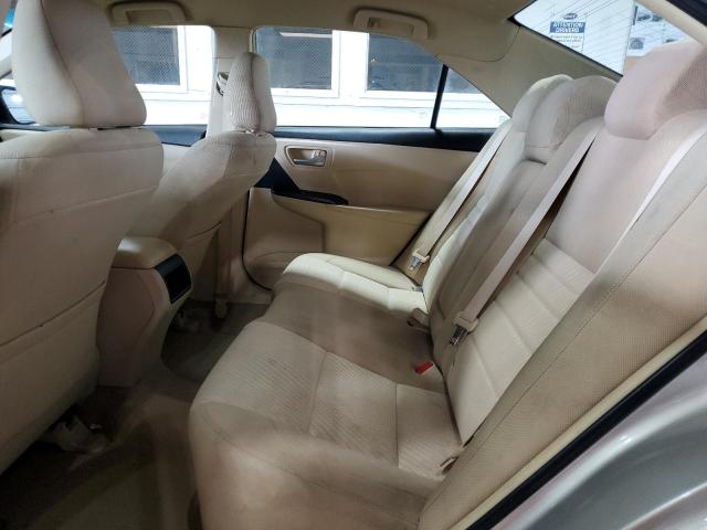 4T4BF1FK8FR472777 - 2015 TOYOTA CAMRY LE Bej foto 10