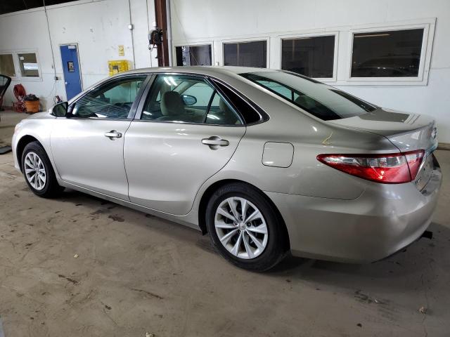4T4BF1FK8FR472777 - 2015 TOYOTA CAMRY LE Bej foto 2