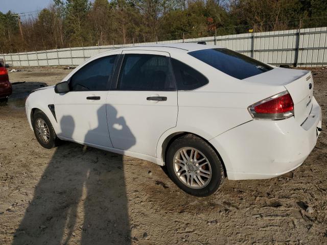 1FAHP35N08W108749 - 2008 FORD FOCUS SE WHITE photo 2