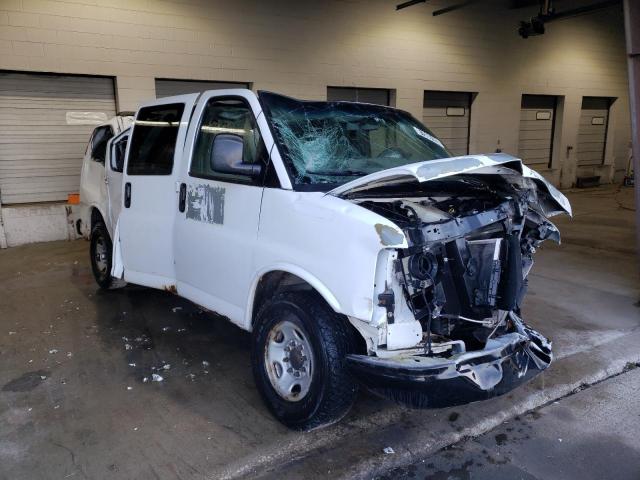 1GNZGXFA5C1124766 - 2012 CHEVROLET EXPRESS G3 LS WHITE photo 4